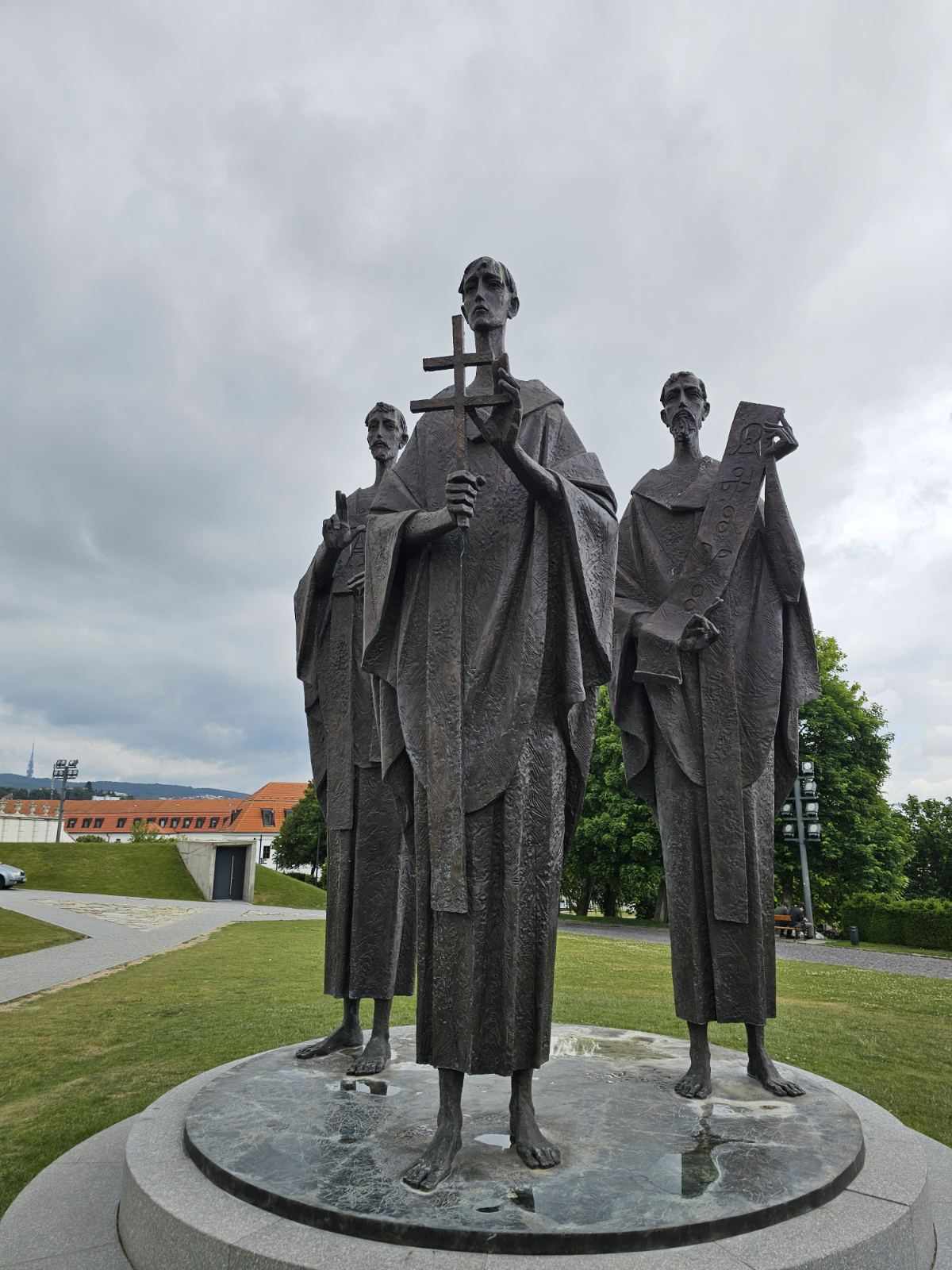 Костадин Нушев