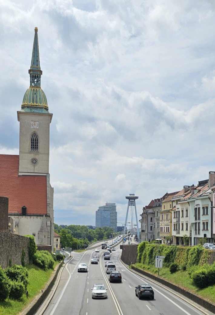 Костадин Нушев