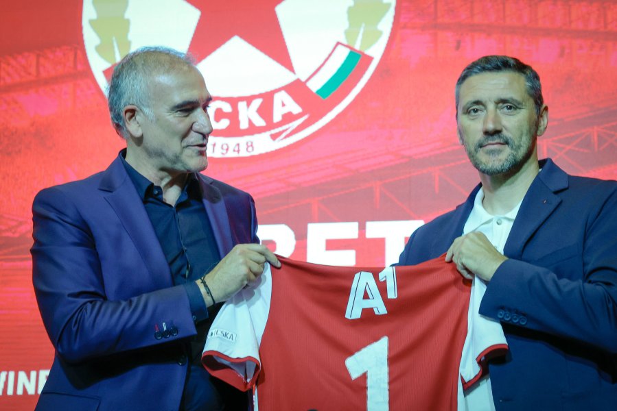 ЦСКА представи Душан Керкез1