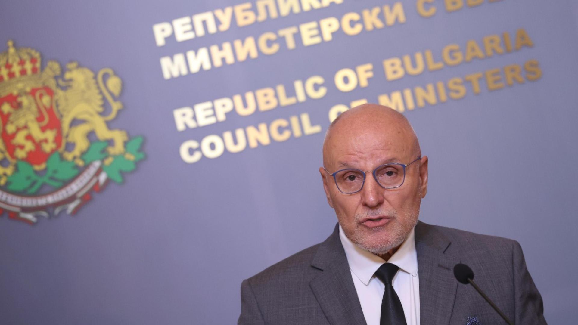 Управителят на Българската народна банка обясни какви са ползите и