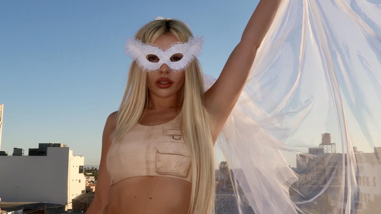 Ava Max представи първа песен от дългоочаквания ѝ трети албум 