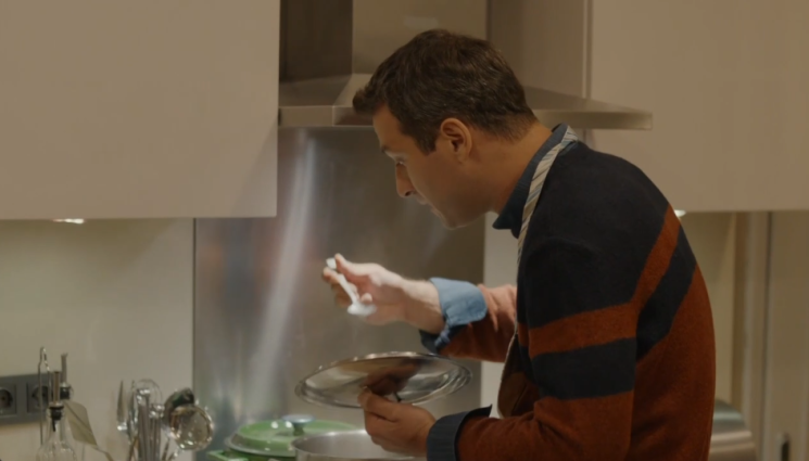 в кухнята на - ЗЛАТНО ВРЕМЕ: В кухнята на „Предателство“: Сутляш на фурна – за султанска трапеза (РЕЦЕПТА)