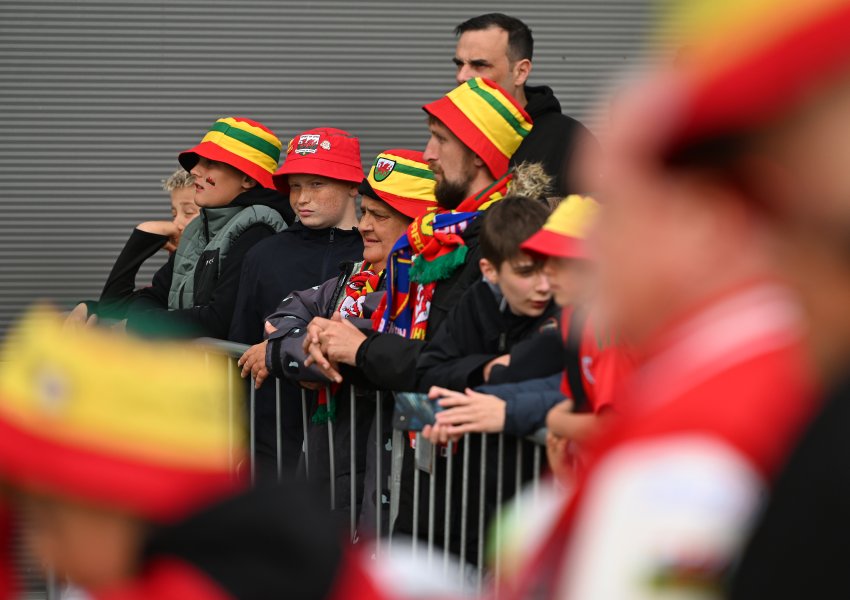 Уелс Лихтенщайн1