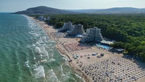 море