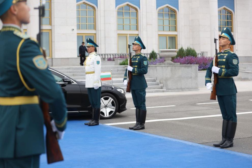  Румен Радев в Казахстан 