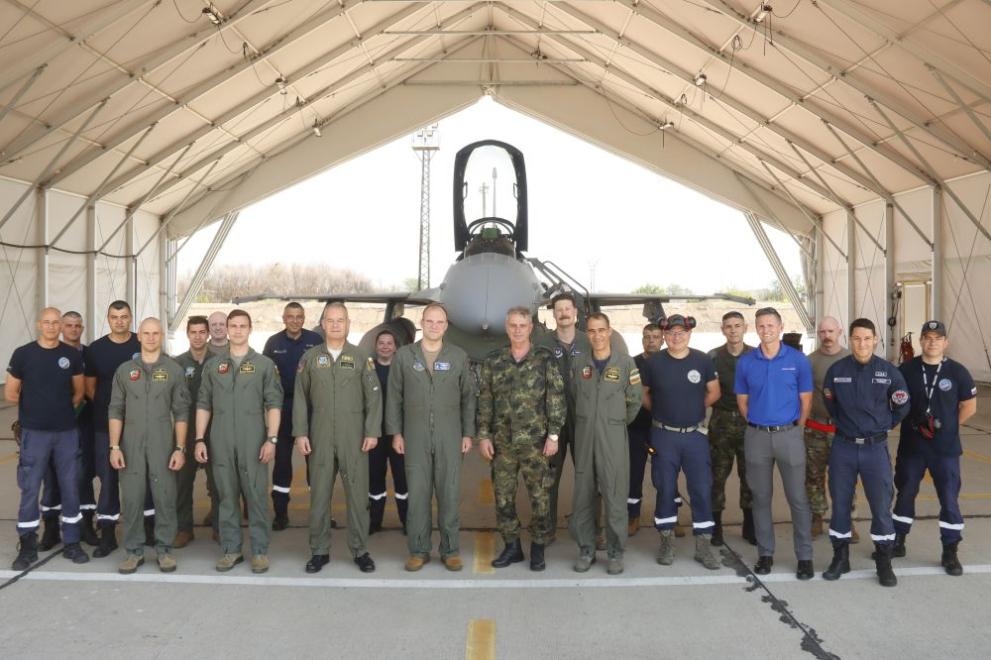  F16 Block 70 кацна в Граф Игнатиево 