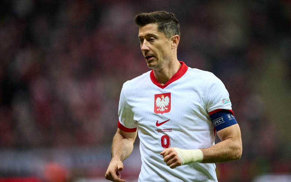 Президентът на полската федерация планира разговор с Левандовски