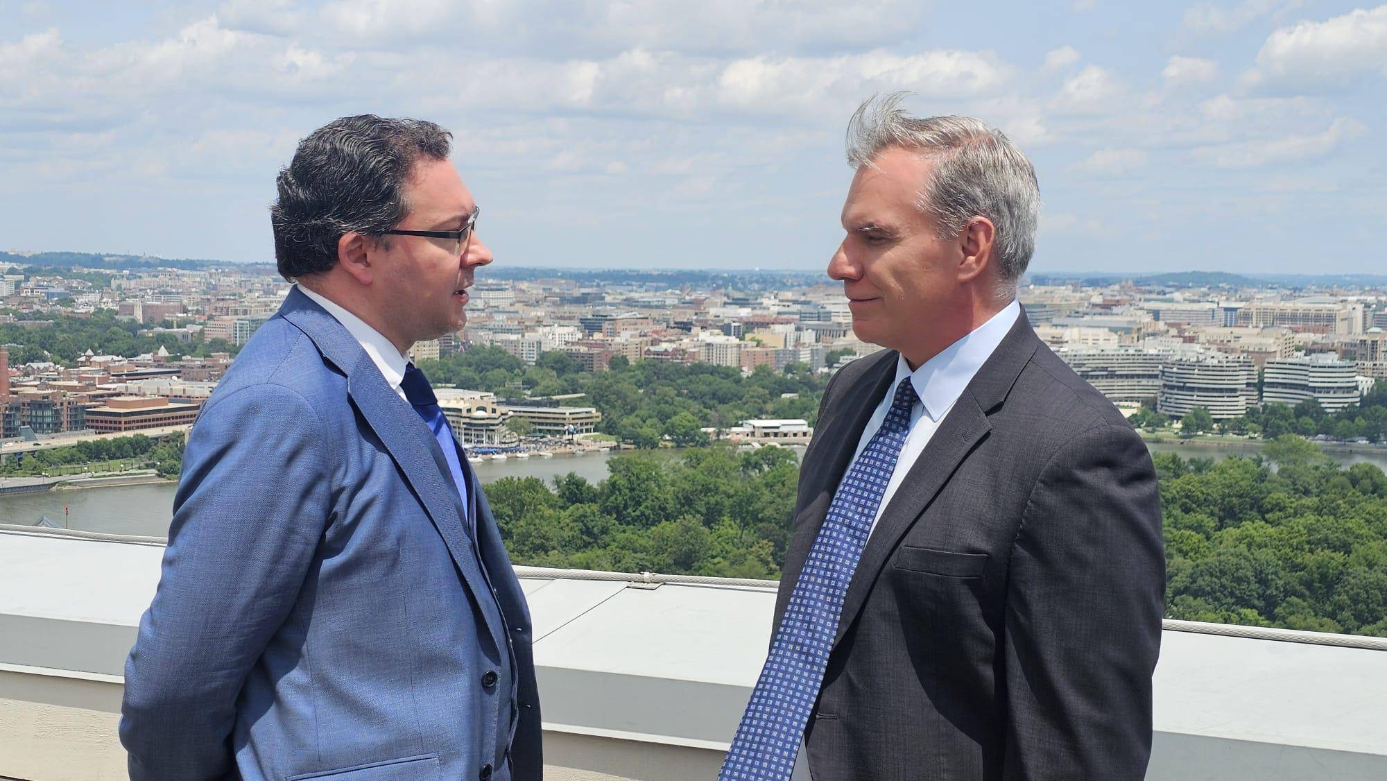 Даниел Митов