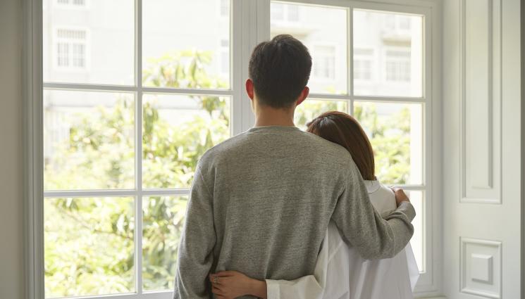 двойка - РАЗМЕРЪТ ВСЕ ПАК ИМА ЗНАЧЕНИЕ: Разкриха колко висок мъж търсят жените!