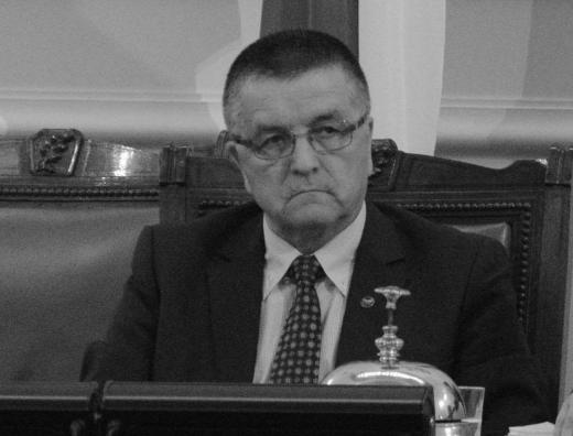 Алиосман Имамов