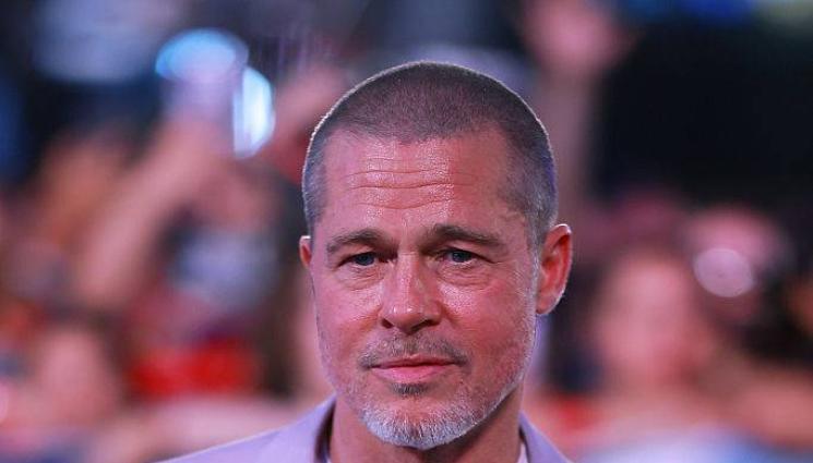 Брад Пит - ТАЙНАТА МЪКА НА БРАД ПИТ: Майка му си отиде без да види внуците!