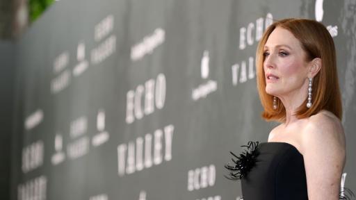 Джулиан Мур и Сидни Суини в главните роли на 