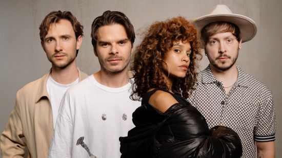 Lucas & Steve в сътрудничество с LAWRENT и Izzy Bizu за сингъла „Oh My Lord“