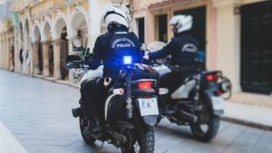 Гърция полиция