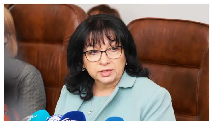 министърът на финансите - КАКВИ СА НАГЛАСИТЕ? Половината от българите искат еврото!