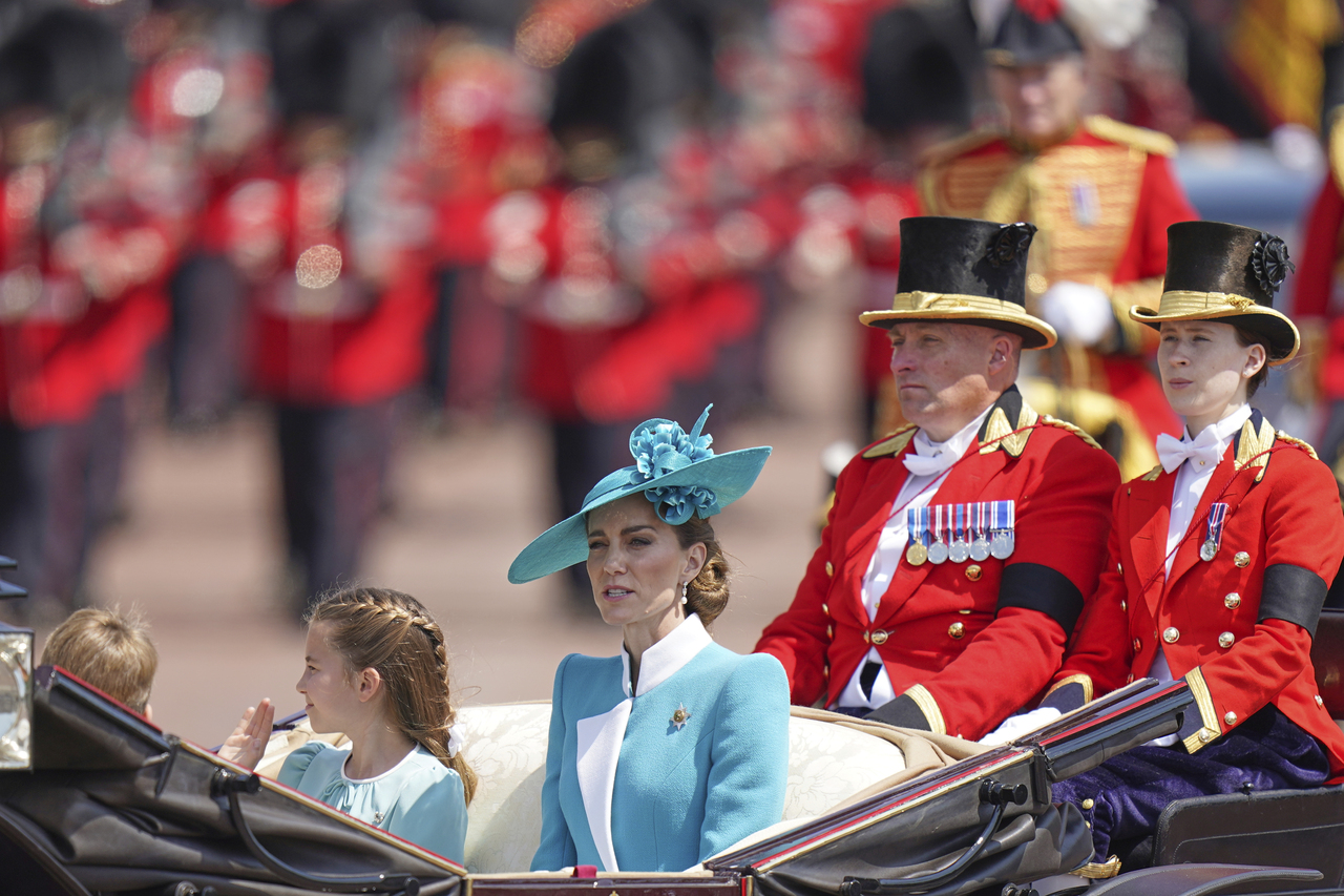 <p>Официален парад за рождения ден на крал Чарлз Трети се състоя в Лондон днес.</p>