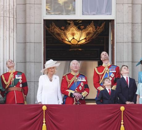 Само година след като Крал Чарлз III и принцесата на