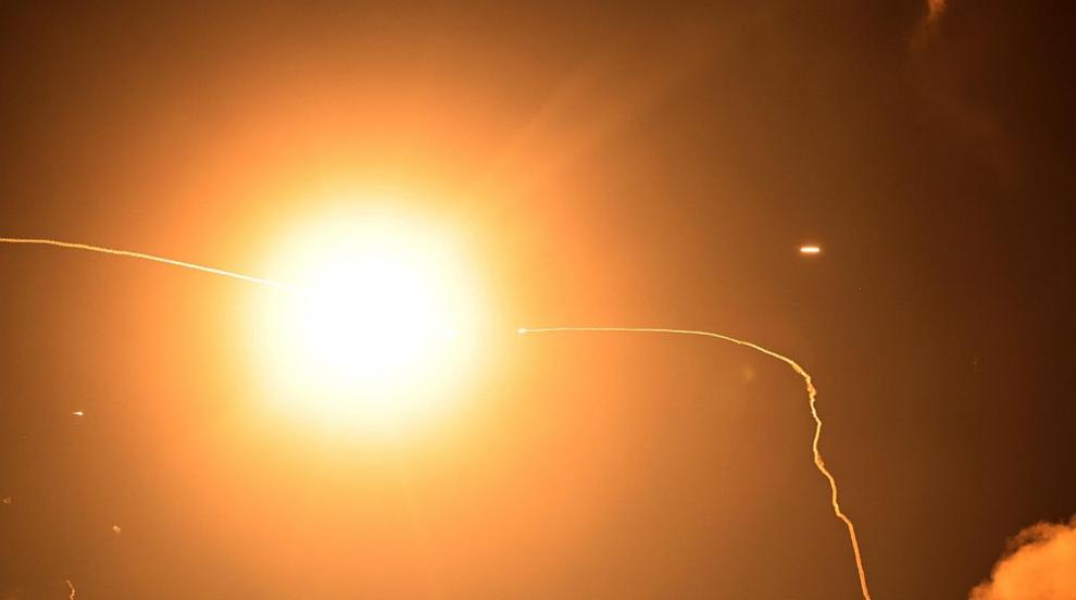 Взрив и ракети над Дубай след иранска атака срещу ОАЕ