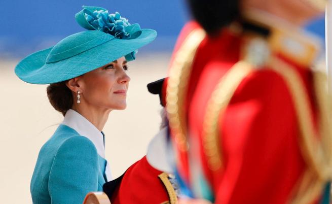 Кейт Мидълтън с емоционална почит към принцеса Даяна на Trooping the Colour (СНИМКИ)