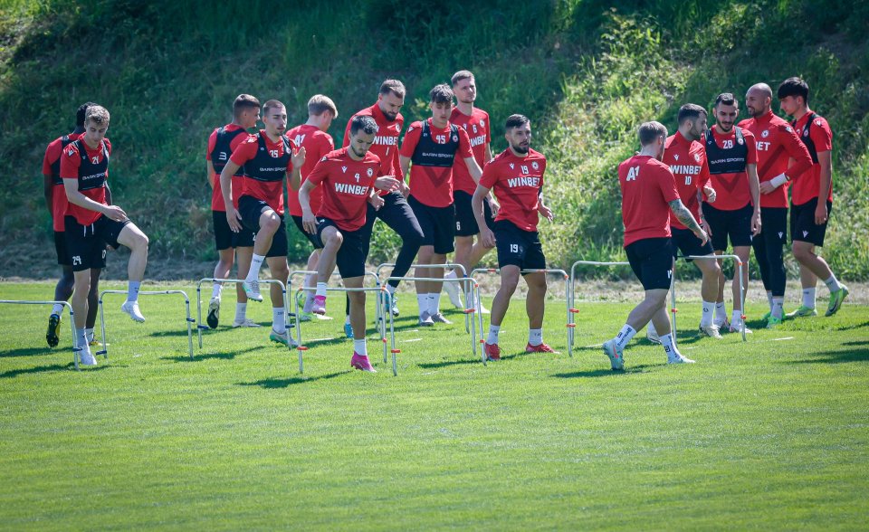 Първа тренировка на ЦСКА от лятната подготовка1