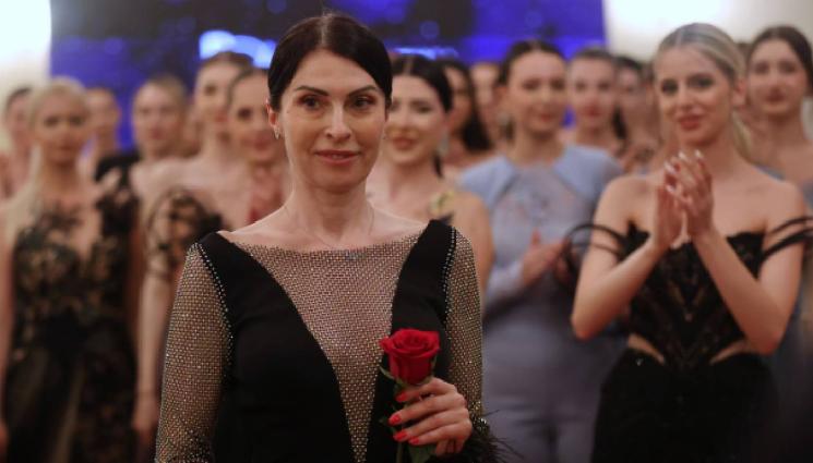 София Борисова - Дизайнерката София Борисова в Анкара представя БГ рокли с „Травиата“