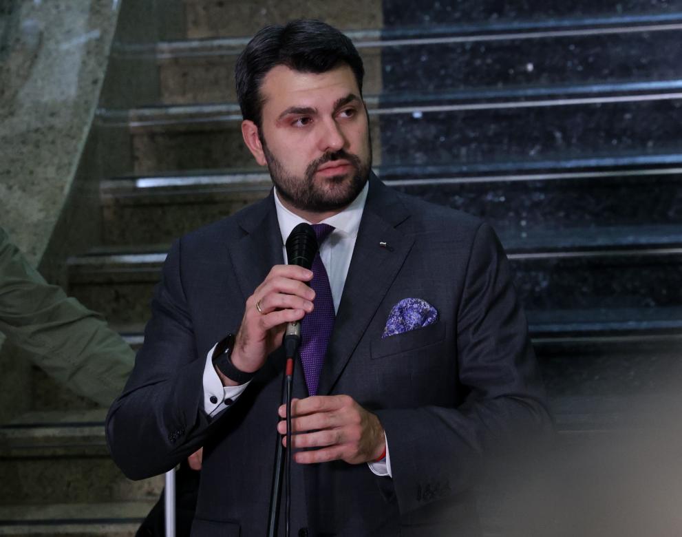  Самолет с български жители, евакуирани от Израел, кацна на летище Васил Левски София в 02:30 часа тази нощ. 