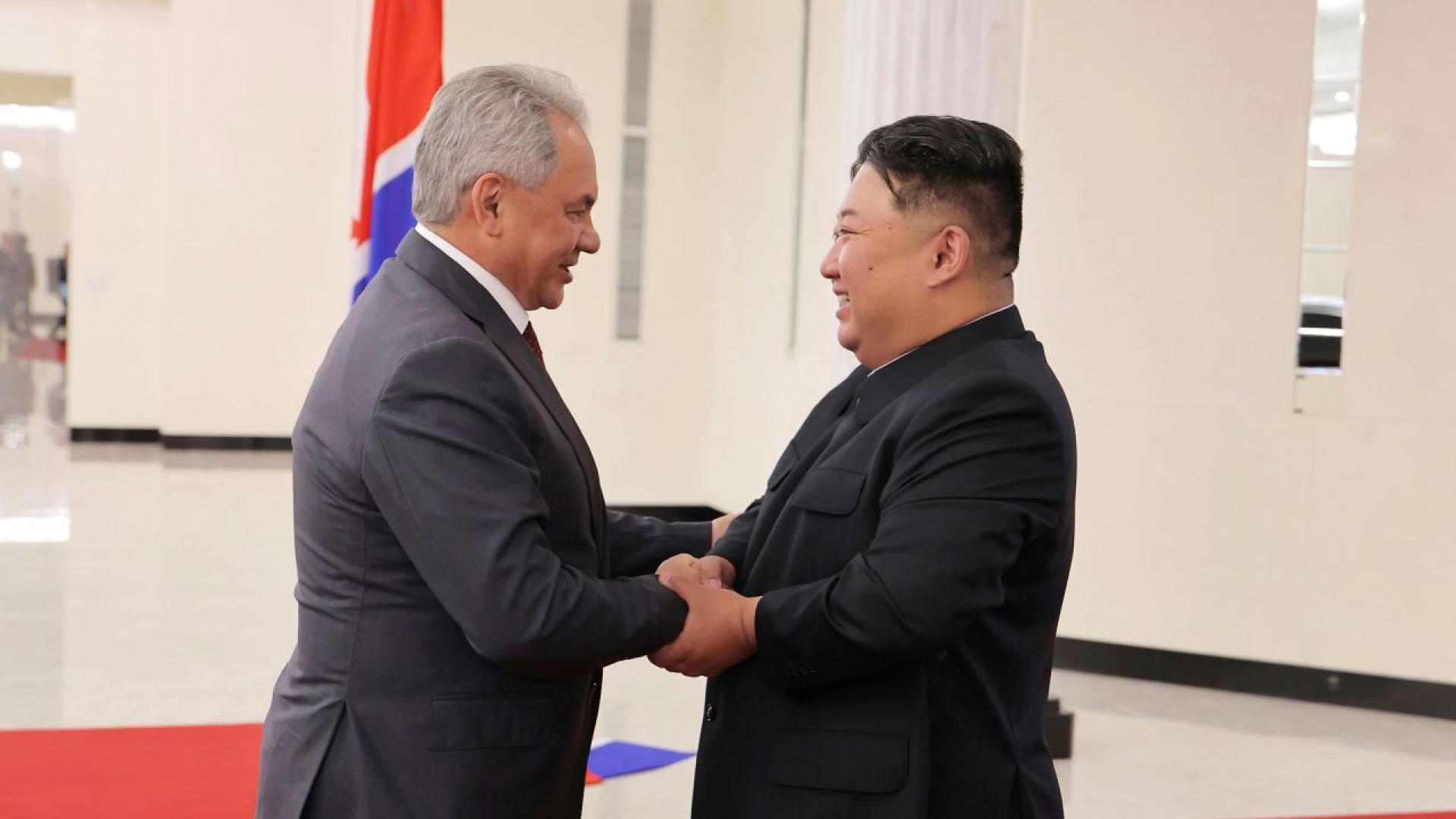 Севернокорейският лидер Ким Чен ун се е срещнал със Сергей Шойгу