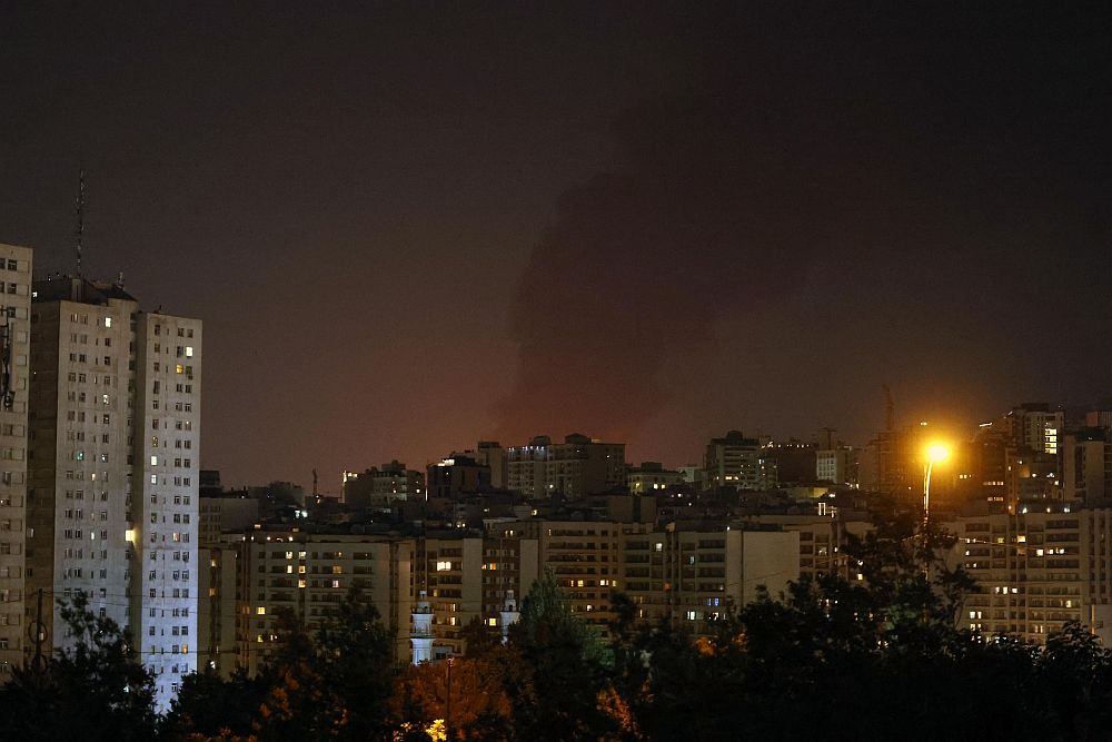 Разрушенията в Иран