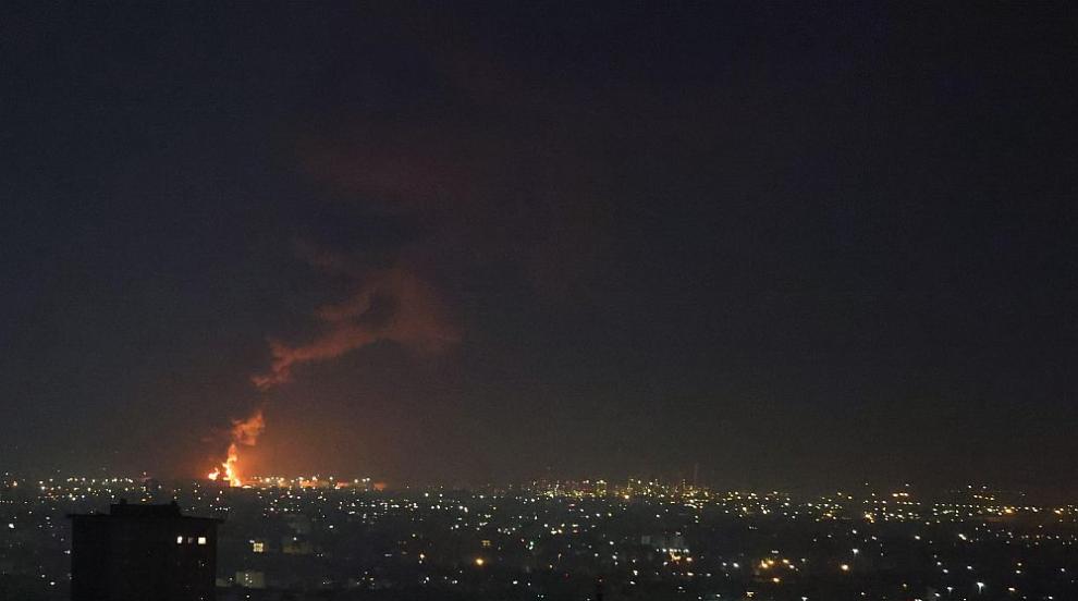 Иран: Израел и САЩ умишлено атакуват цивилни райони