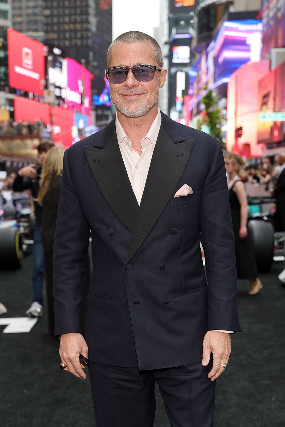 Брад Пит просто не остарява