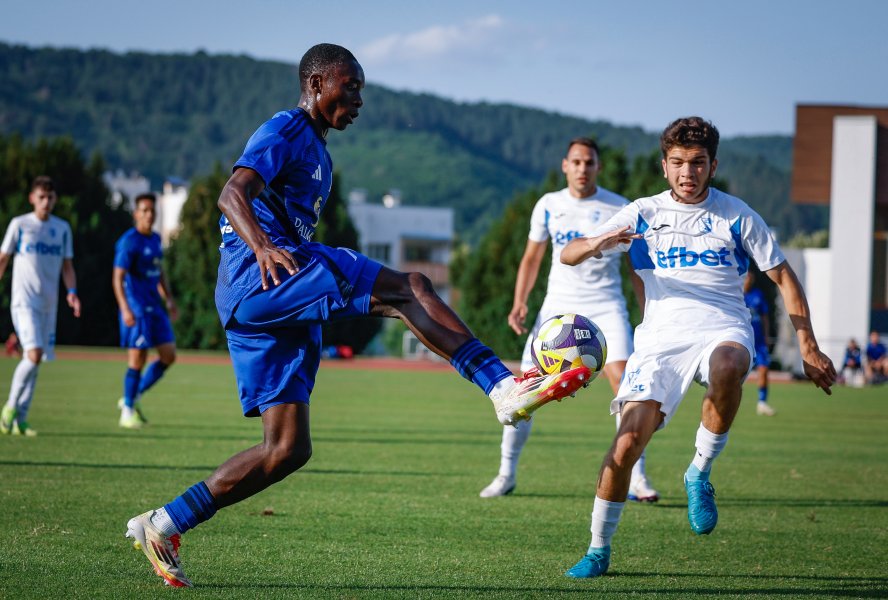 Левски Спартак Плевен1