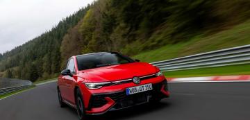 <p>Volkswagen Golf GTI Edition 50</p>