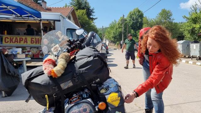 Българка, обиколила 5 континента с мотор: Да си жена на пътя е предимство