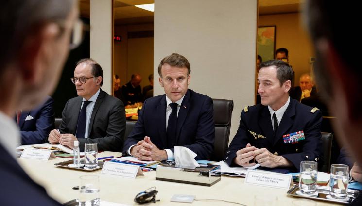 макрон - Макрон бие тревога! Париж събира спешен съвет заради бушуващия Близък изток