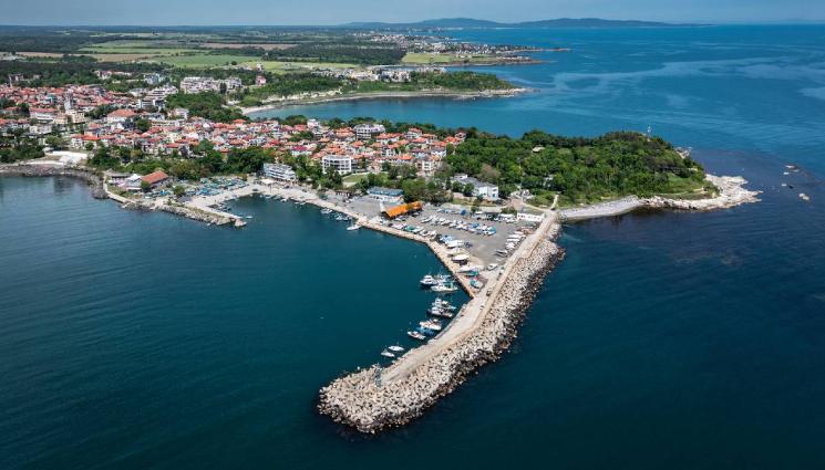 Царево - УНИКАЛНО: Откриха 4-тонна котва от XVIII век край пристанището в Царево