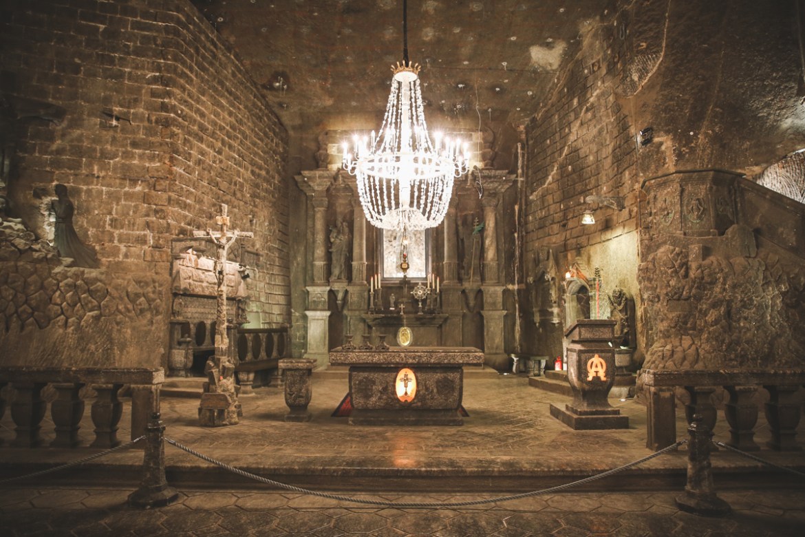 Солната мина във Величка