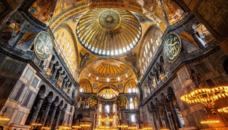 света софия - Подпалвач драсна клечката на 