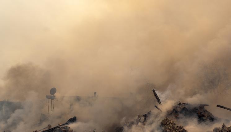 руини - ЗАПЛАХА: Света София пред срутване!