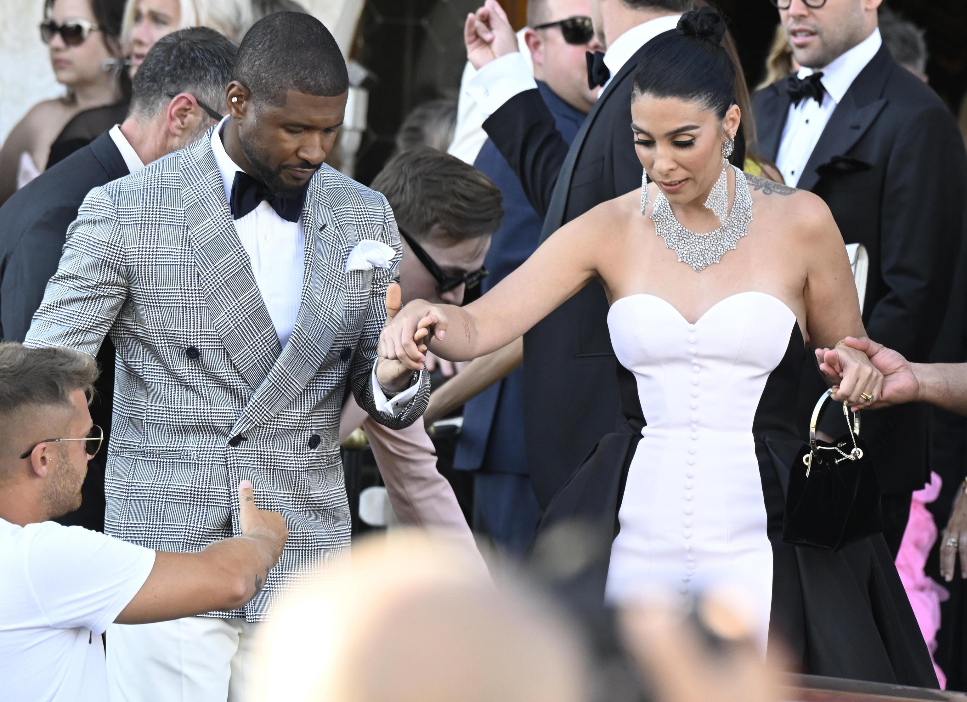 Безос сватба