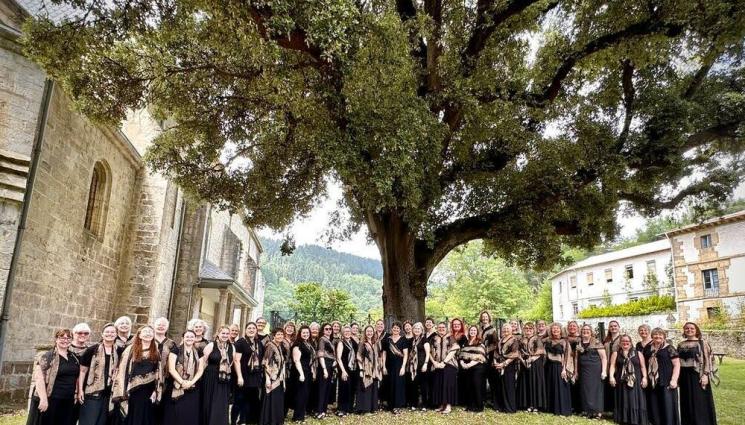 вн - ПО НОТИ: Дамски хор от Сиатъл с турне в България