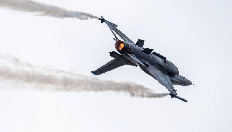 f - Русия свали трети изтребител F-16 в Украйна (СНИМКИ)