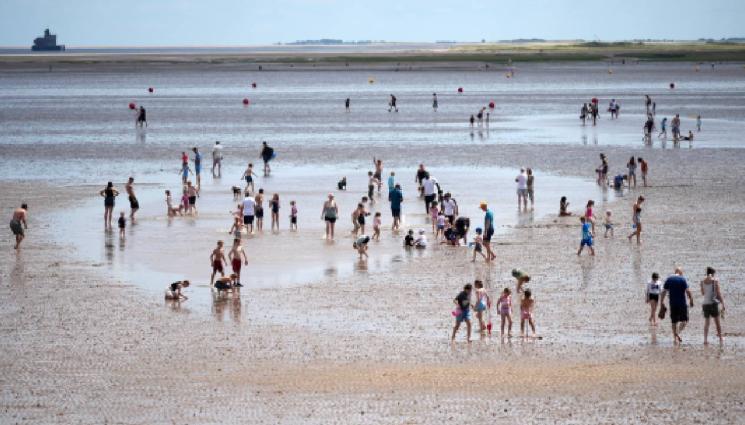 d - ГОРЕЩА ВЪЛНА ЗАЛЯ ЮЖНА ЕВРОПА: Андалусия изтръпна на 46-градусова жега