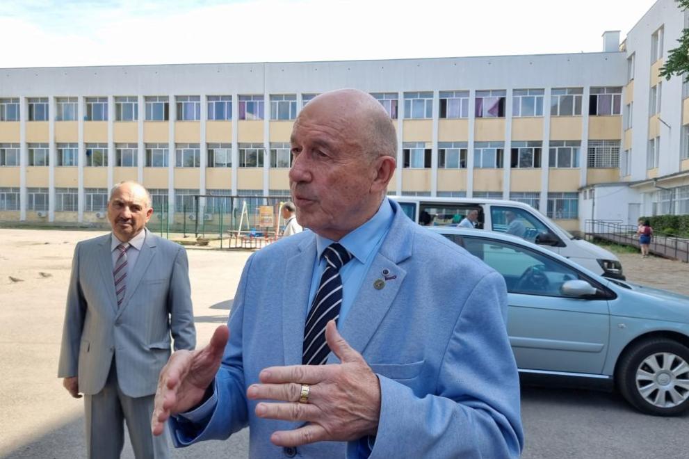  Иван Иванов Държавната организация за бежанците 