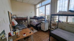 Военна рампа условия бежанци