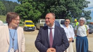 Министърът на регионалното развитие и благоустройството Иван Иванов каза че крайният срок