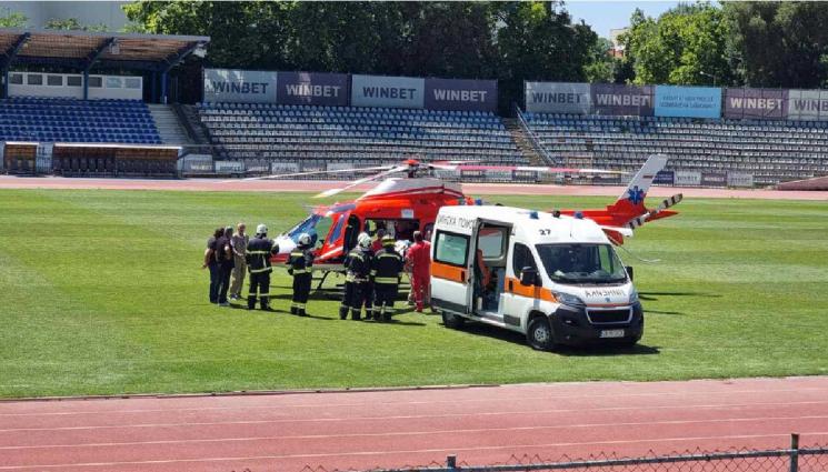 медицински хеликотер - БОРБА ЗА ЖИВОТ: Медицински хеликоптер транспортира тежко пострадал младеж от Русе в София