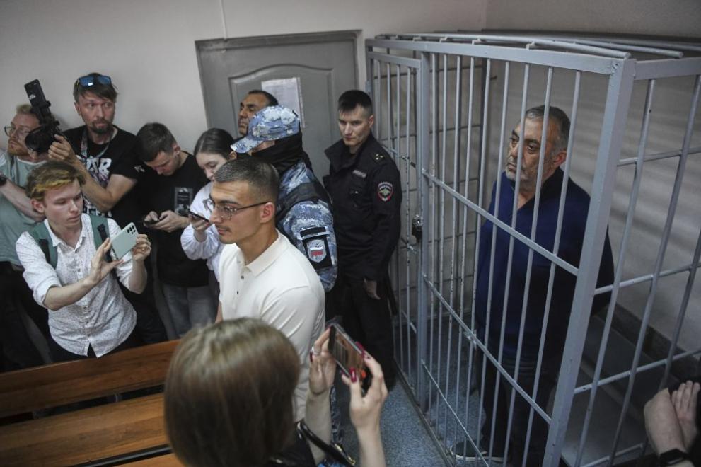 Бакир Сафаров, един от обвиняемите по делото, в съда в Екатеринбург