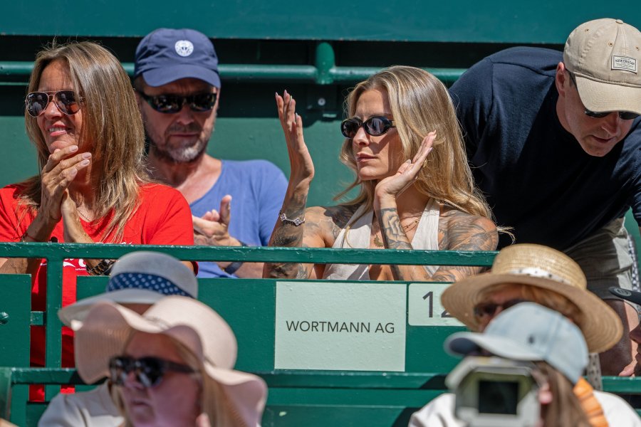 София Томала1