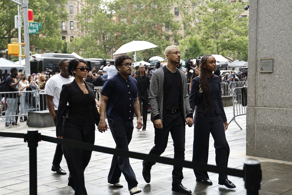 Съдебните заседатели признават Шон Комбс за виновен