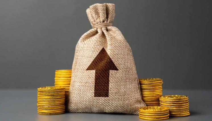 d - СЛЕД СКАНДАЛА РОЛЕКСГЕЙТ: Президент удвои заплатата си